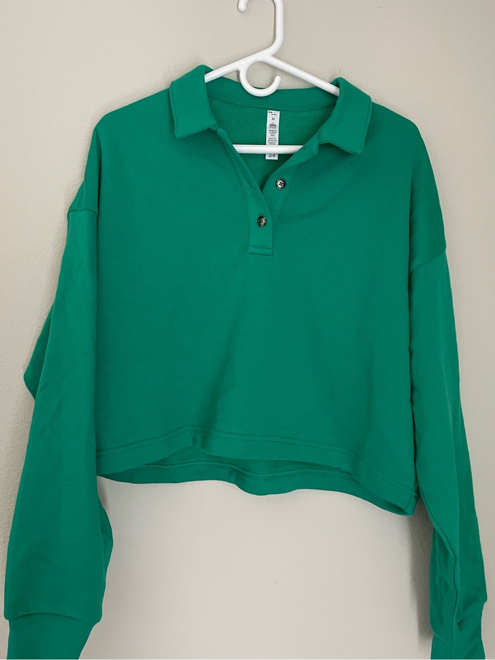 Alo Yoga Green Cropped Henley Pullover